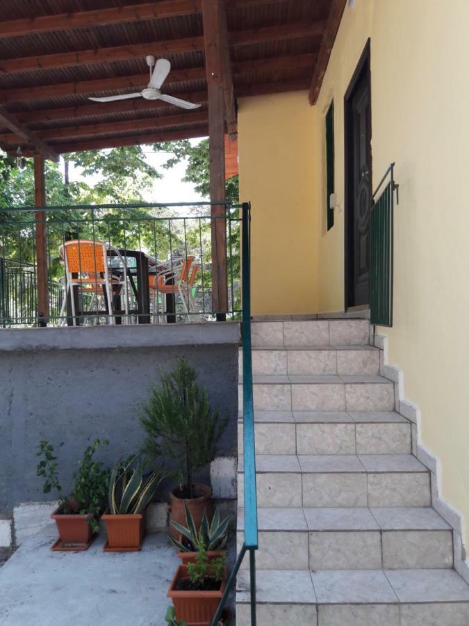 Villa Leo Glykadi Bagian luar foto
